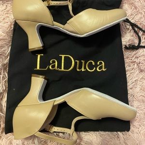 LaDuca Teresa 2.5” Beige Soft Sole Size 40W